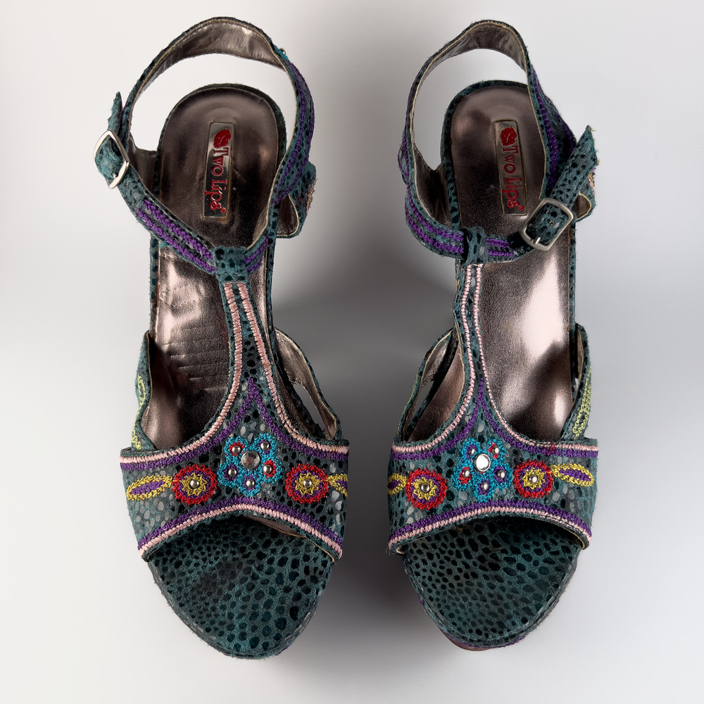 Two Lips Bolero Platform Heels Embellished Colorful Embroidered Boho Floral SZ 7